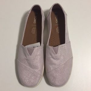 Brand new Toms size US 9.5